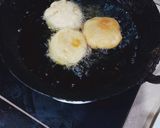 A picture of step 7 of Chicken kachori.