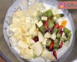 Foto langkah ke 2 dari resep SALAD BUAH YAKULT. YT SALAD BUAH MAMACL.