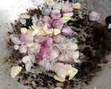 Foto langkah ke 2 dari resep Tempe Cumi Asin Oseng Pedas.