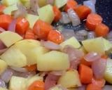 A picture of step 3 of Karei Raisu (Japanese style curry).