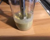 Une image de l'étape 4 de Sauce moutarde aux câpres, citron et persil.
