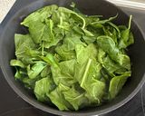 Foto del paso 1 de la receta: Ensalada de anacardos, arándanos secos y queso de cabra