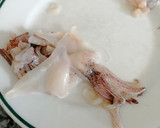 Foto del paso 4 de la receta: Tosta de calamares con sobrasada, pimientos y cebolla caramelizada