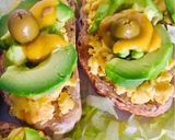 Foto del paso 6 de la receta: 🥖BRUSCHETAS🍞 DE 🍳HUEVOS🍳 Y 🥑PALTA🥑
