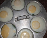 முட்டை மிளகு இட்லி (Egg chilly idly recipe in Tamil) ரெசிபி ஸ்டேப் 3 புகைப்படம்