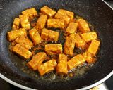A picture of step 3 of Paneer fry.
