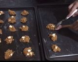Foto langkah ke 3 dari resep Marshmallow chocochip cookies.