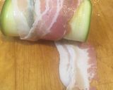 A picture of step 4 of Keto Meat and Zucchini Rolls.