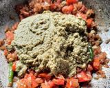 झणझणीत मटण रस्सा | मटणाचा रस्सा (Mutton Rassa Recipe in Marathi) रेसिपी स्टेप 4 फोटो 