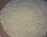 Hình bước làm 1 của món Xôi gấc cốt dừa