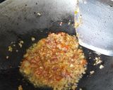Foto langkah ke 4 dari resep Tumis Oncom kemangi pedas.