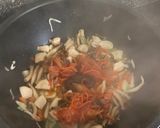 A picture of step 4 of Kimchi fried rice (chicken).