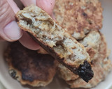 Foto del paso 4 de la receta: Galletas de avena con nueces y pasas de uva 🍪 sin azúcares agregados ni edulcorantes