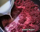 A picture of step 3 of Beetroot Halwa.