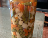 Foto del paso 1 de la receta: Ensalada de alubias y macedonia de verduras