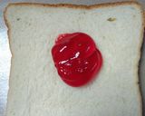 Foto langkah ke 1 dari resep Roti Goreng Strawberry.