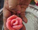 மிதக்கும் ஜெல்லி ரோஸ் கட்லி ரெசிபி ஸ்டேப் 14 புகைப்படம்