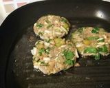 Foto langkah ke 4 dari resep Kebab Burger ala Pakistan.