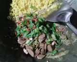 Foto langkah ke 3 dari resep Nasi Goreng Solaria.