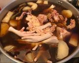 รูปขั้นตอนการทำที่ 3 ของ ต้มวุ้นเส้นตีนไก่