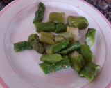 Foto del paso 2 de la receta: Pastel de pollo y espárragos trigueros