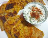 A picture of step 4 of Namak Mirchi ka paratha.
