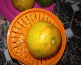 Foto langkah ke 2 dari resep Es Jeruk Peras.