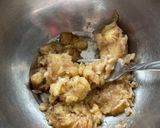 Foto langkah ke 1 dari resep Cookies Pisang Kelapa, Hanya 3 Bahan Utama.