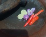 Foto langkah ke 2 dari resep Sambal Betawi Asam Manis.
