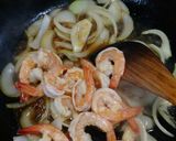 Foto langkah ke 4 dari resep Udang Goreng Mentega.