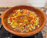 Foto del paso 3 de la receta: Arroz meloso de pulpo y gambones al ajillo