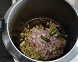 A picture of step 3 of "Vegetables Masala Khichdi".
