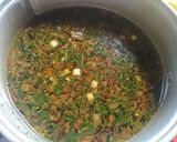 Foto langkah ke 5 dari resep Sauto / Sroto / Kupat Tahu Khas Desa Cikuning, Kab. Brebes.