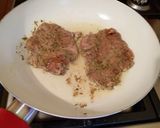 Serpenyőben grillezett karaj gombamártással recept fázis 6 fotója