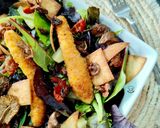 Foto del paso 8 de la receta: Ensalada templada de pollo y seta senderilla con totopos caseros