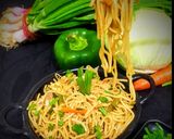 हक्का नूडल्स (hakka noodles recipe in Hindi) रेसिपी चरण 4 फोटो
