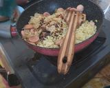 Foto langkah ke 4 dari resep Mie goreng.