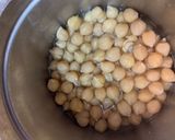 A picture of step 3 of Parupu Wadai, Nei paysam, Sundal.