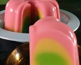 Foto langkah ke 4 dari resep 🌈Puding Roti Tawar Pelangi🌈.