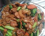Foto langkah ke 3 dari resep Mie Tiauw Goreng.