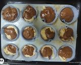 Foto del paso 6 de la receta: Cupcakes / muffins marmolado y de chocolate con nueces. Deliciosisimo. #sin tacc #glutenfree