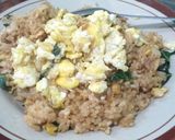 Foto langkah ke 4 dari resep Nasi goreng sawi.