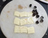 A picture of step 5 of Ribbon Roll Up Sandwich.