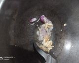 Foto langkah ke 2 dari resep Tumis toge sawi hijau simpel.