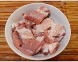 รูปขั้นตอนการทำที่ 2 ของ ซี่โครงหมูตุ๋นน้ำผึ้ง