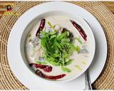 ต้มกะทิปลาสลิดกับใบมะขามอ่อน วิธีทำสูตร 12 รูป