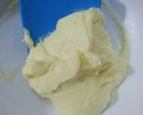 Hình bước làm 1 của món Original baileys ice cream - Kem vị rượu baileys và hạt dẻ cười