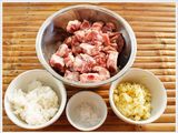 แหนมซี่โครงหมู