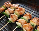Hình bước làm 5 của món Thịt gà xiên nướng kiểu Nhật 