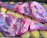 Foto del paso 2 de la receta: Paletillas de cordero al horno